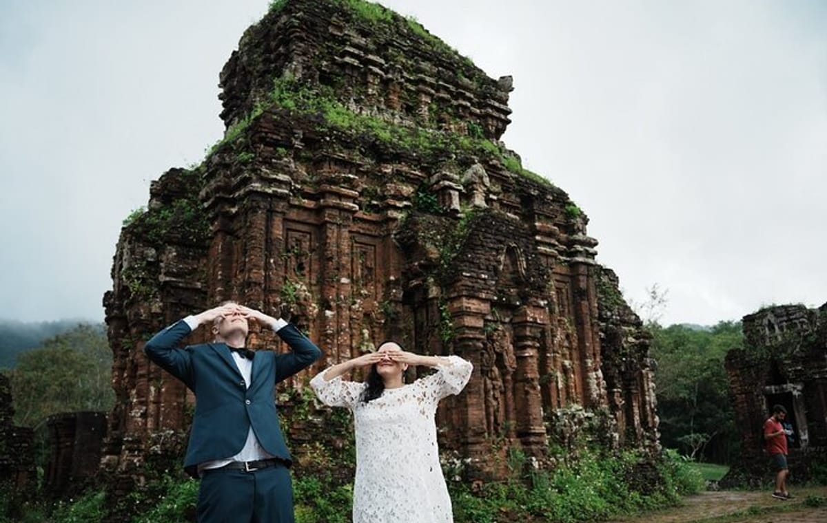 Hoi An to My Son Sanctuary Morning with Professional Photographer