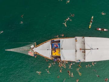 Boat Tour of Angra dos Reis' Stunning Beaches