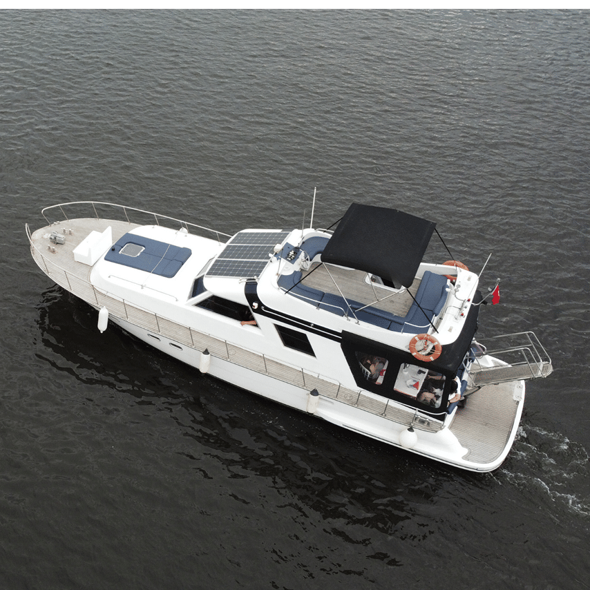 Private Luxury Yacht Bosphorus Tour in Istanbul 10
