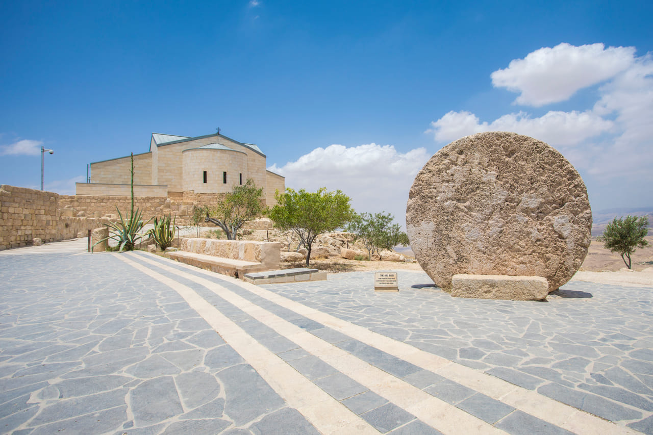 Private Christian Tour: Madaba, Mount Nebo, and Mukawer Day Trip from Amman 7