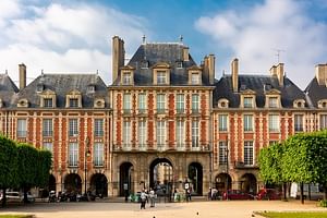 Paris Le Marais Self-Guided Quest: The Mysterious Note