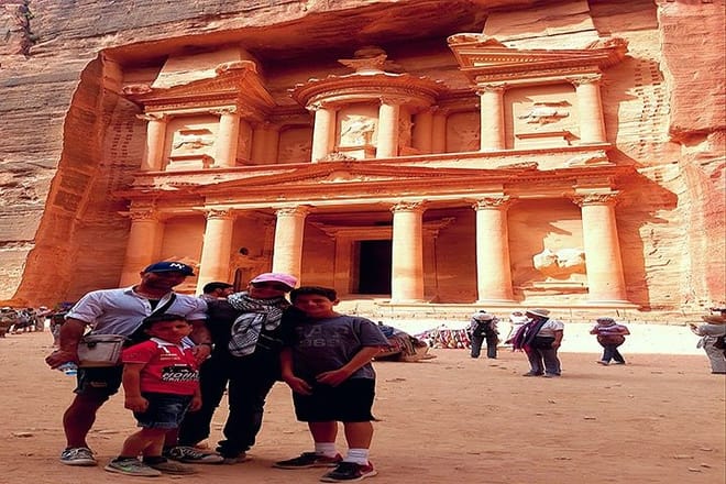 Family time in Petra
