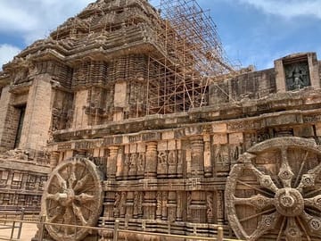 Private Full Day Tour of Konark Temple and Puri from Bhubaneswar