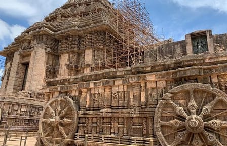 Full Day Private Tour to Konark Temple and Puri from Bhubaneswar