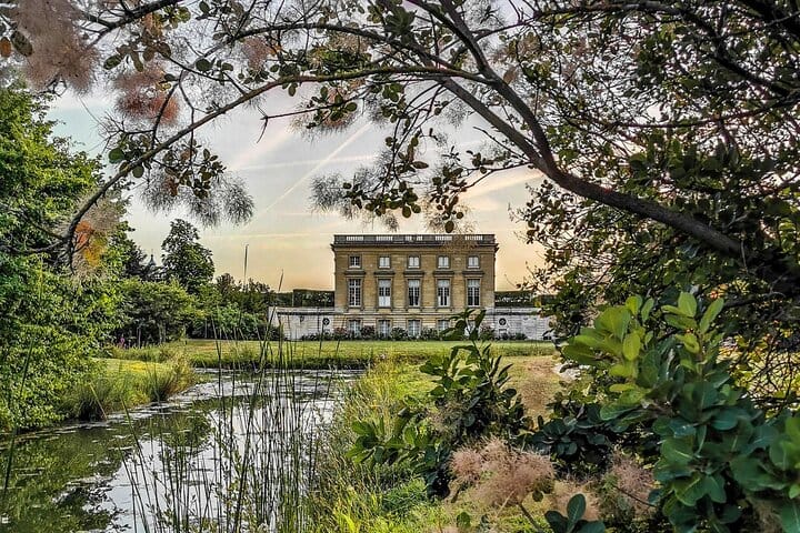 Fontainebleau, Versailles, Gardens, Trianon Private from Paris 5