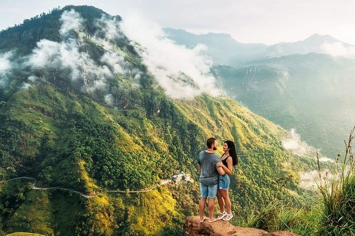 8 Days Guided Cultural Small Group Tour of Sri Lanka