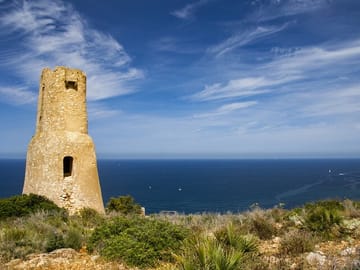 Denia Essentials – Culture, Coastal Views & Culinary Delights
