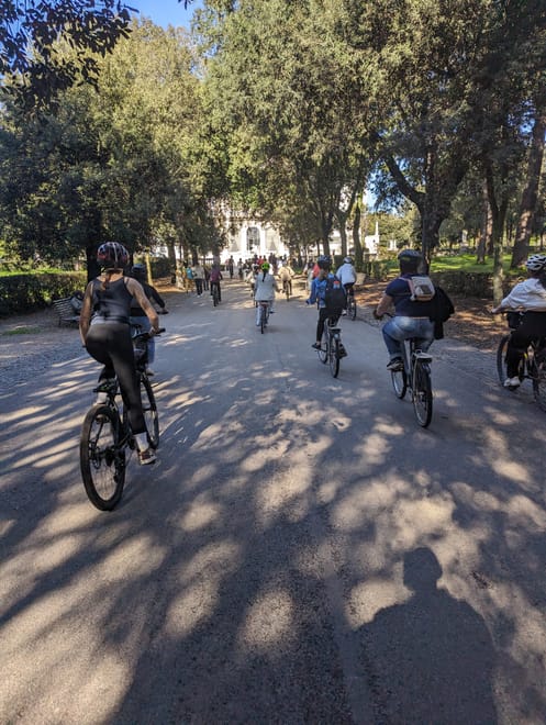 Villa Borghese Private E-Bike Tour & Optional Pic-nic chic 4