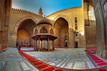 Private Walking Tour of Islamic Cairo with Local Guide