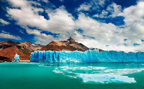 Private Tour of Perito Moreno Glacier with Boat Ride from El Calafate