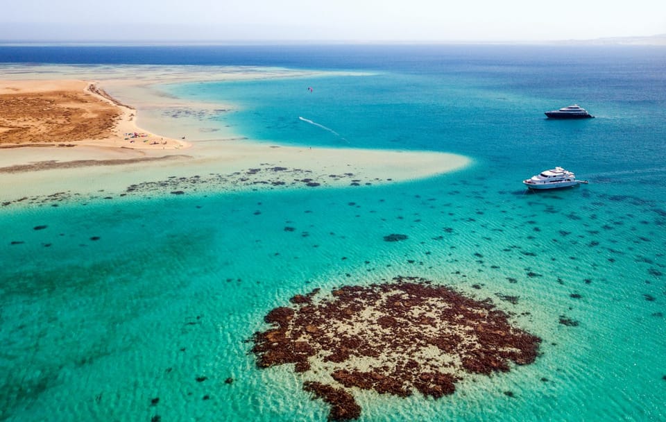 Snorkeling Tour to Eden Island from Hurghada with Lunch