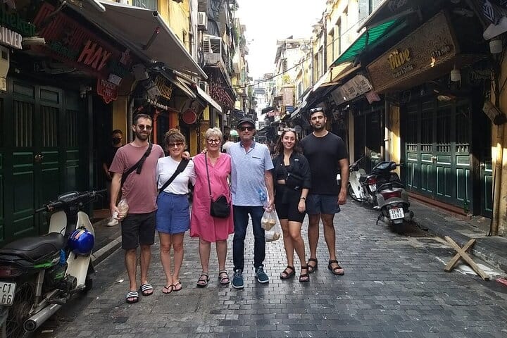 Hanoi City Walking Tour with Local Guide and Train Street