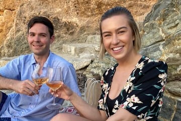 Mykonos Town Walking Tour and Beach Picnic Experience