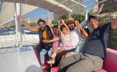 Cairo Day Tour of Pyramids, Sphinx, Museum, and Felucca Ride