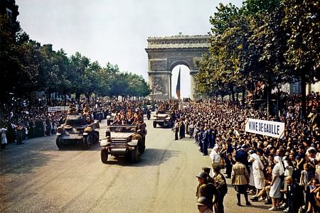 Paris Occupied, Paris Liberated: Private WWII Walking Tour
