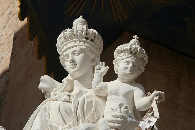 Mdina Private Walking Tour With A Professional Guide photo 4