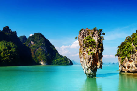 James Bond & Beyond – The Early Bird