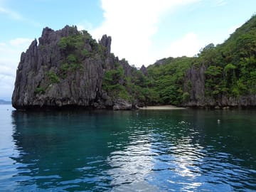 elnido island hopping tour