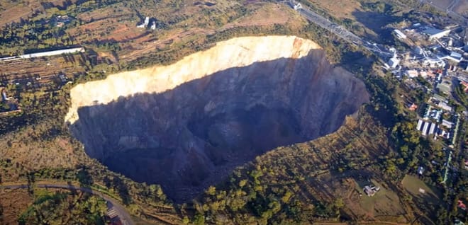 Excursión a Mina de Diamantes Culinan - en Español 3