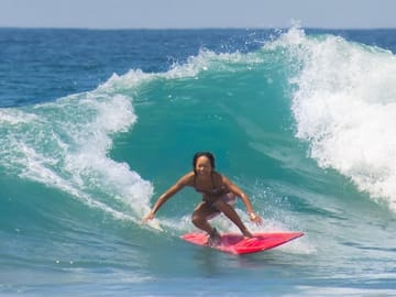 Surfing Experience in Wathuregama, Sri Lanka