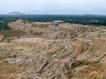 Tucume Pyramids and Sipán Museum Tour in Chiclayo