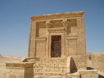 Private tour to Giza Pyramids, Sphinx and Grand Egyptian museum