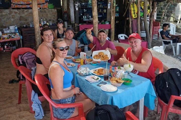 Viajes de pesca privados con pescadores locales y almuerzo del mar a la mesa