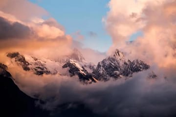 Jade Dragon Snow Mountain and Blue Moon Valley Tour in Lijiang