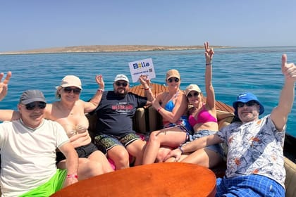 Private Speedboat Dolphin Watching & Snorkeling in Hurghada