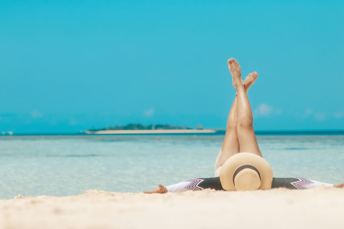 Maldives Dolphin Cruise, Sandbank Adventure & Local Island Tour