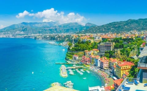 Culinary and Cultural Tour of Sorrento and Amalfi Coast