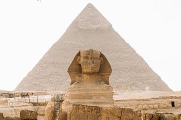 Giza Pyramids and Egyptian Museum Full-Day Tour in Cairo
