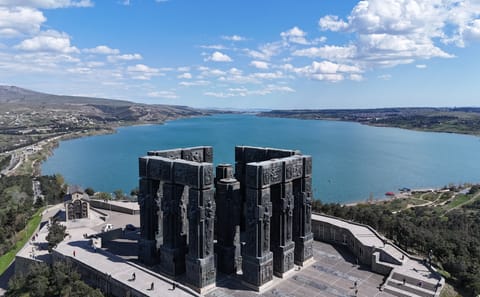 Tbilisi: Mtskheta, Jvari, Chronicles, Storytelling & Wine