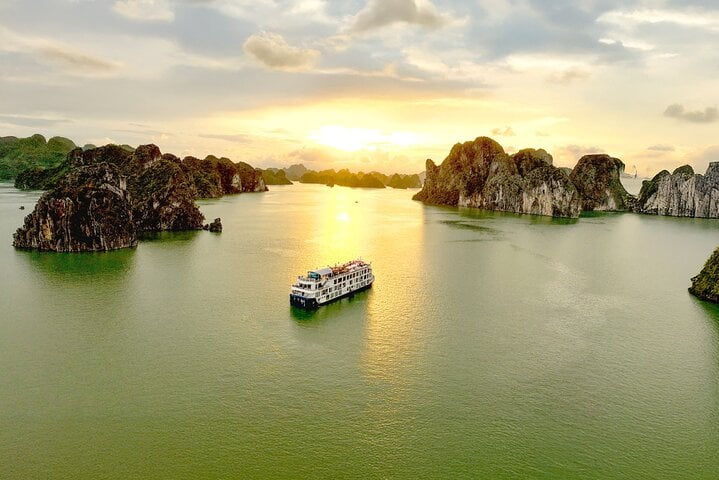 Discover Hanoi's Sights in 2 Days Travel 7