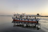 Private City Tour One Hour By Horse Carriage &amp; 1 hour River Nile boat tour-Luxor