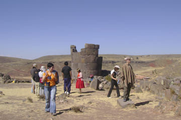 Explore Sillustani's Chullpas: Ancient Burial Sites in Puno