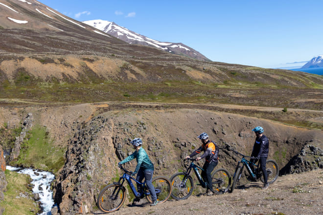 Taste of E-Mountain biking - Private 1hr Tour photo 5