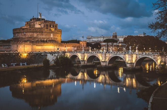 Rome at sunset is magic on two wheels photo 2
