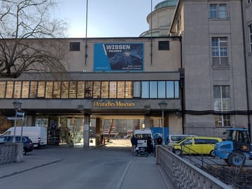 Guided Tour of the Deutsches Museum of Technology in Munich