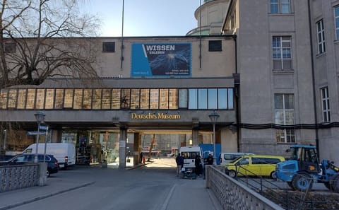 Guided Tour of the Deutsches Museum of Technology in Munich