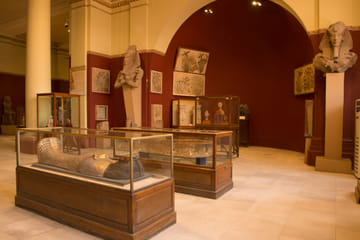 Cairo Day Trip from Hurghada with Egyptologist Guide