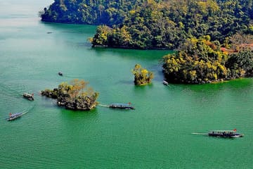 Half-Day Guided Boat Tour of Ba Be Lake in Vietnam