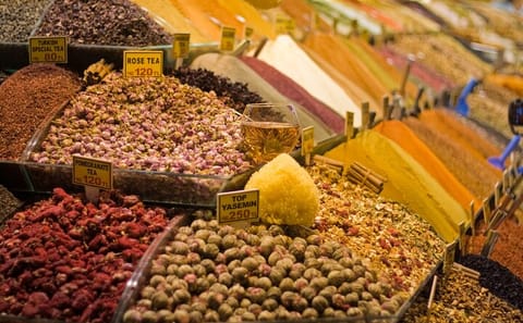 Private Shopping Tour of Istanbul's Spice and Grand Bazaars