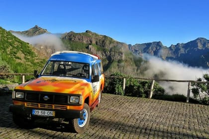 Sea Cliff & mountains Private 4×4 tour
