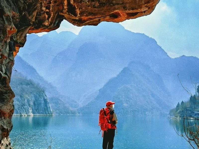 Zhengzhou: Gongyi 'Little Guilin' Lake Private Day Trip