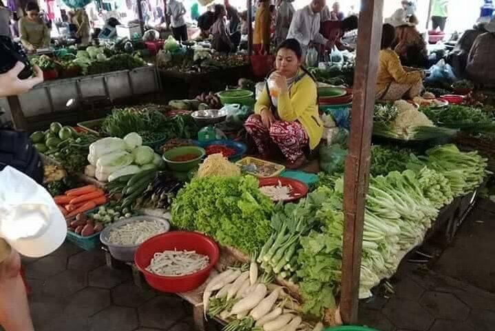 Half day morning bicycle tour to Explore local livelihood and test local snacks