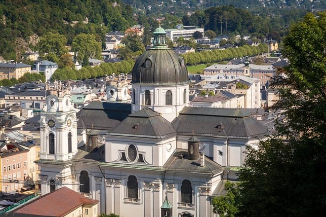 Prague to Salzburg Český Krumlov and City to City Private Tour