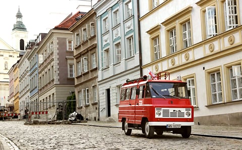 Private Retro Minibus Tour of Historic Warsaw Sites