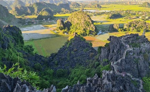 Ninh Binh Getaway – Unforgetable Experience Full Day Tour