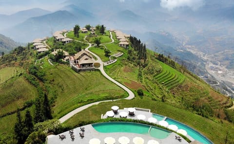 Luxury 2-Day Biking Tour in Sapa with Topas Ecolodge